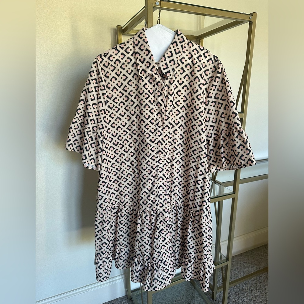 Mazik Black and Cream Geometric Mini Dress